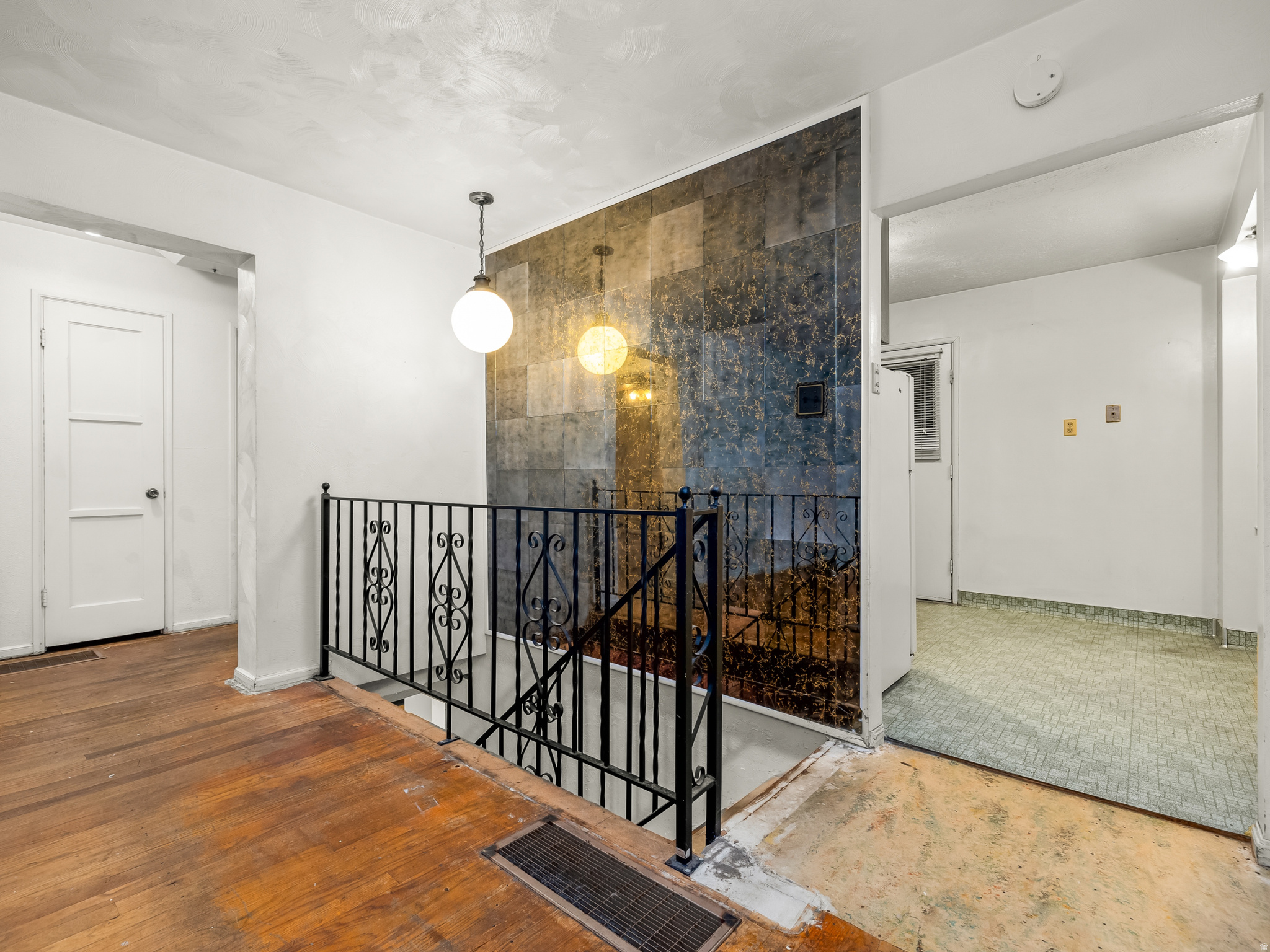 BROOKSIDE - Residential