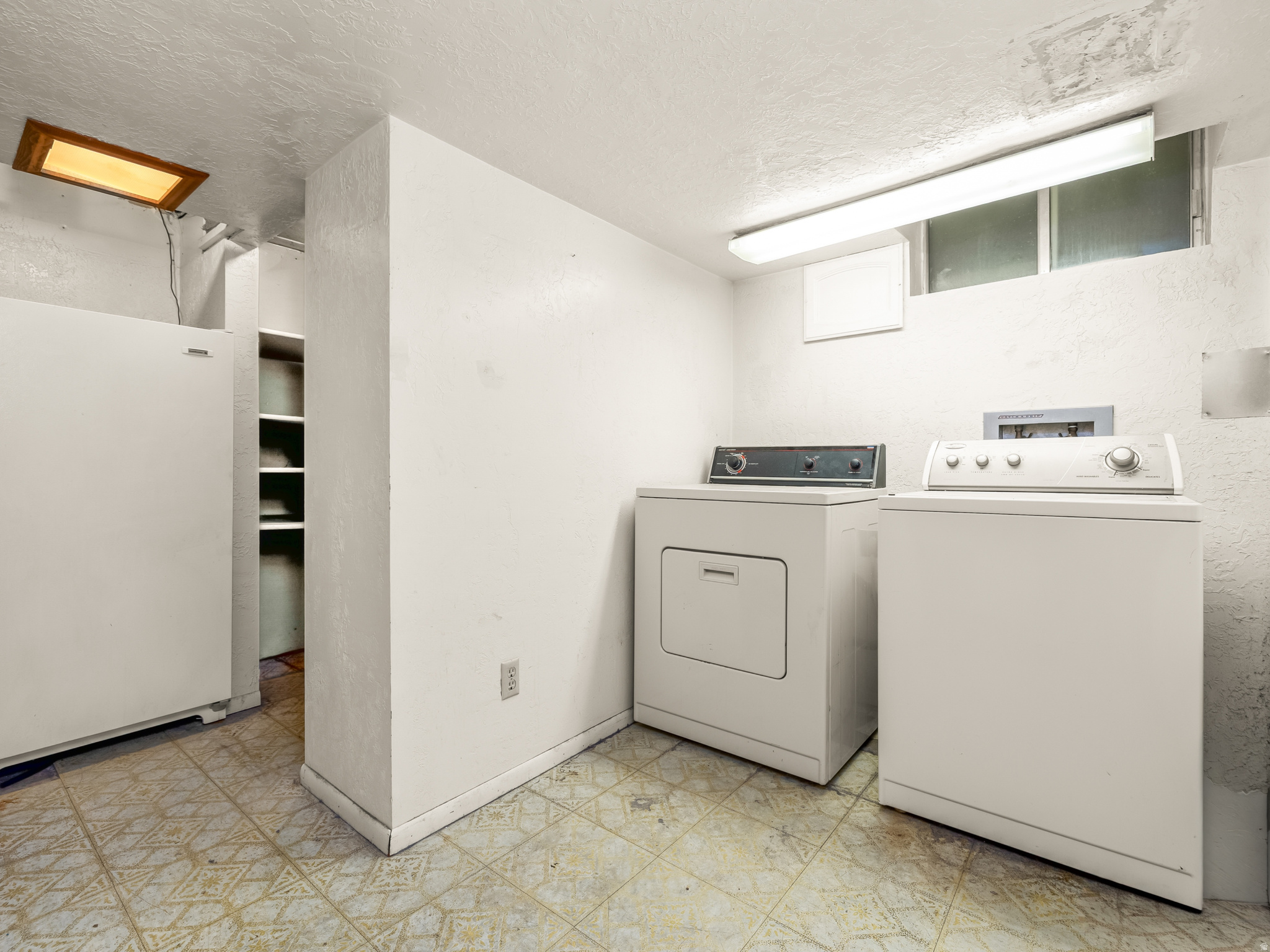 BROOKSIDE - Residential