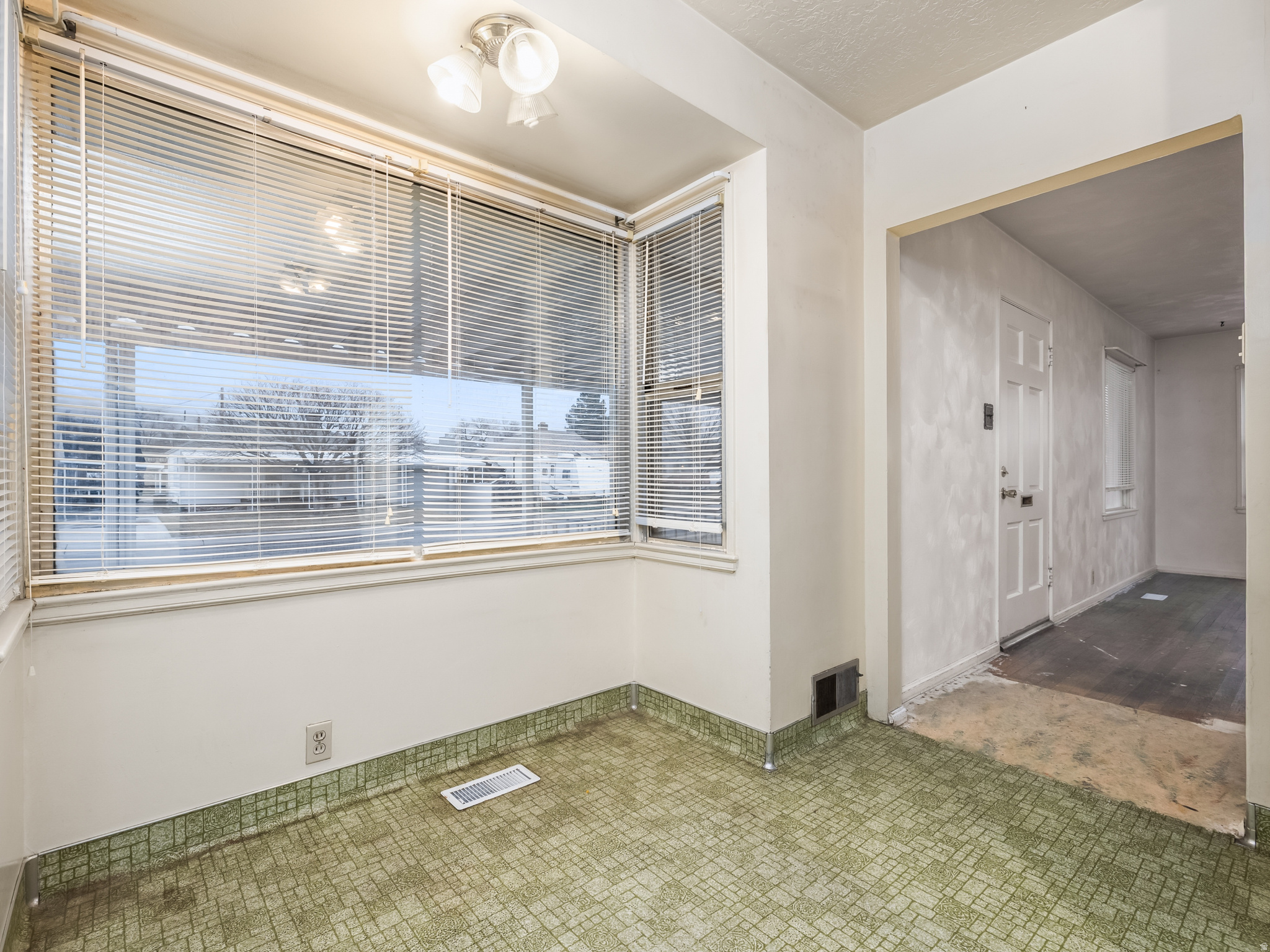 BROOKSIDE - Residential