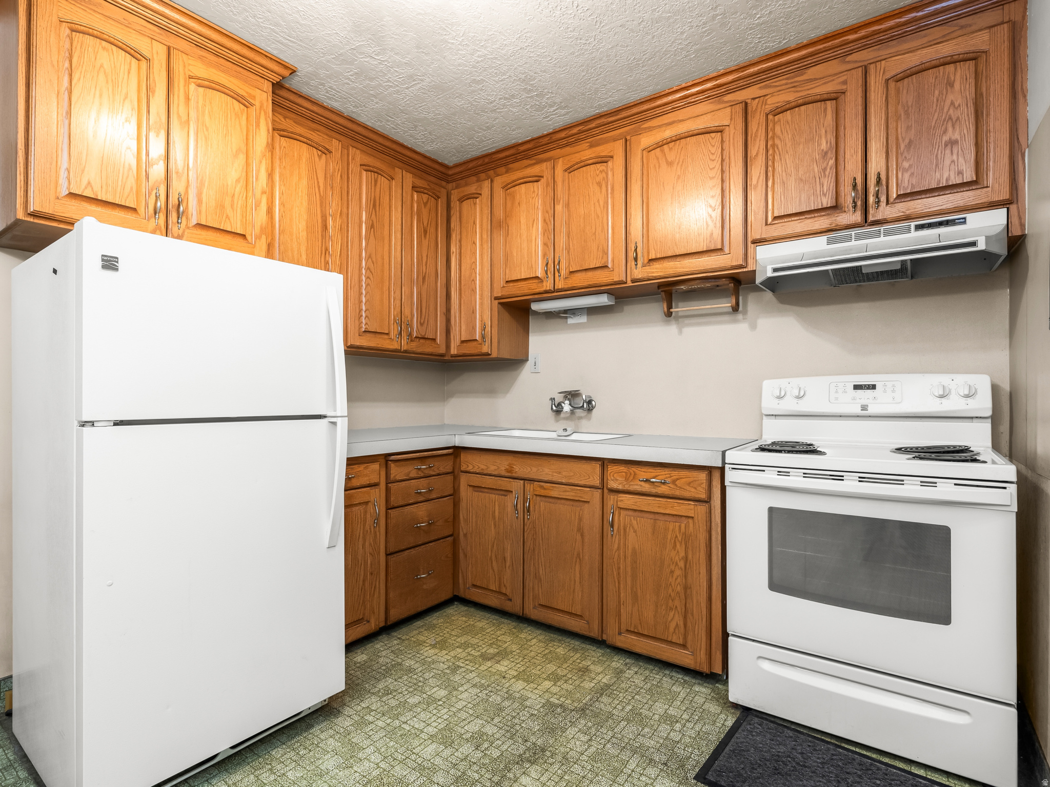 BROOKSIDE - Residential