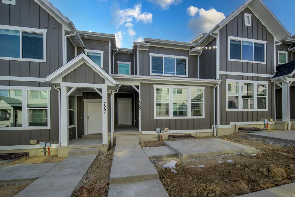 Photo of 7563 S OPAL MOUNTAIN WAY W #306, West Jordan, UT 84081 (MLS # 2136452)