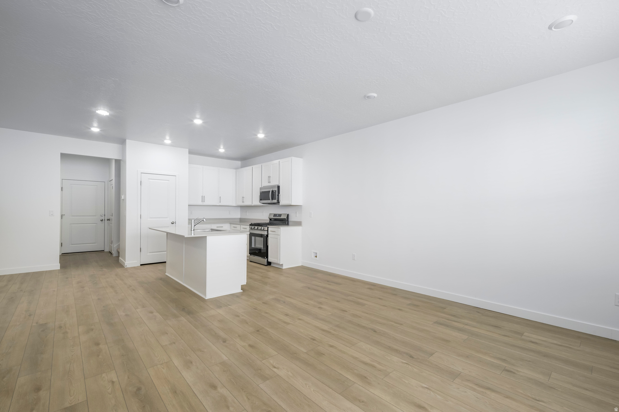 SIENNA HILLS - Residential