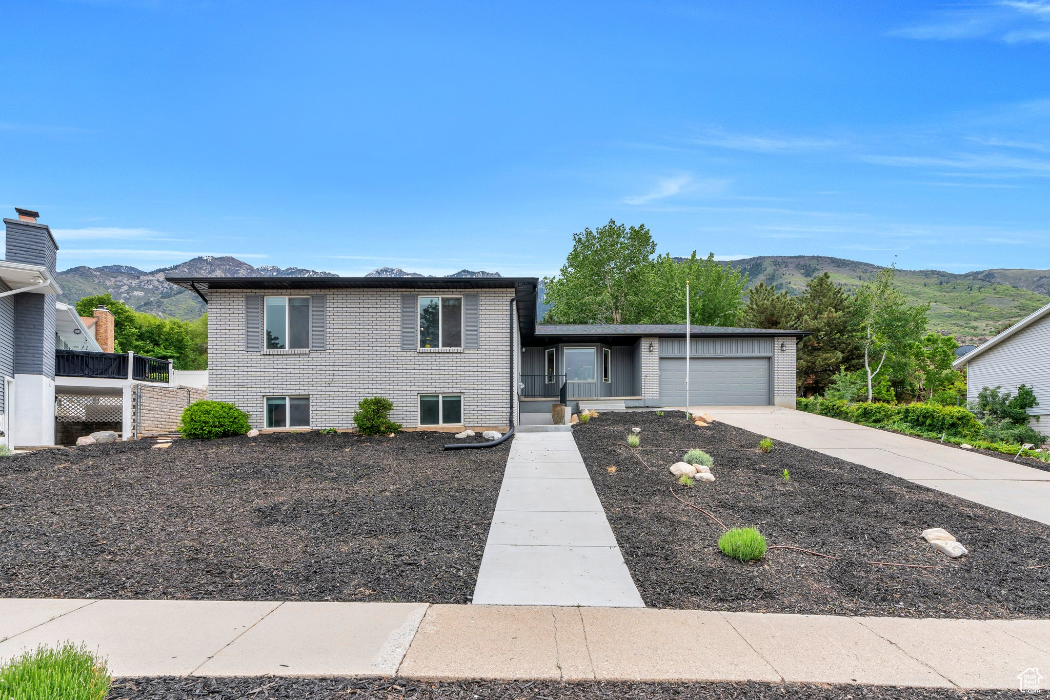 11531 S Hidden Valley Blvd, Sandy, Utah image 1