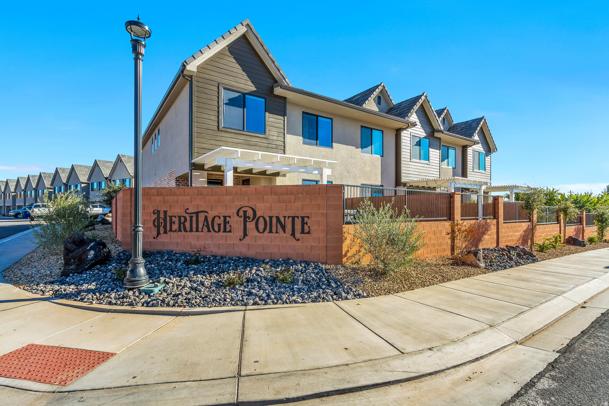 HERITAGE POINTE - Residential