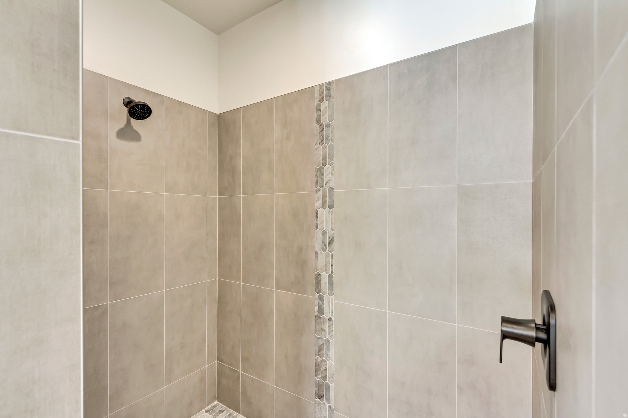 HERITAGE POINTE - Residential