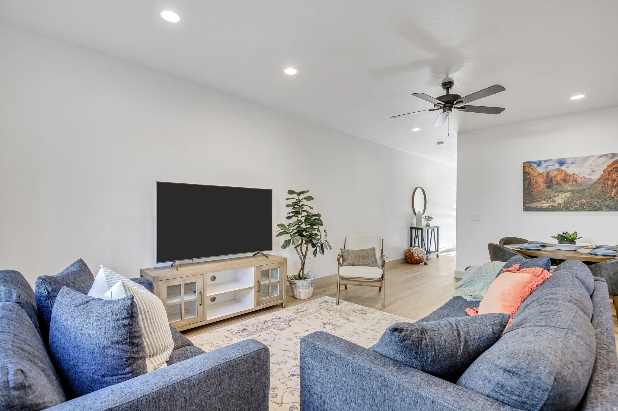 HERITAGE POINTE - Residential