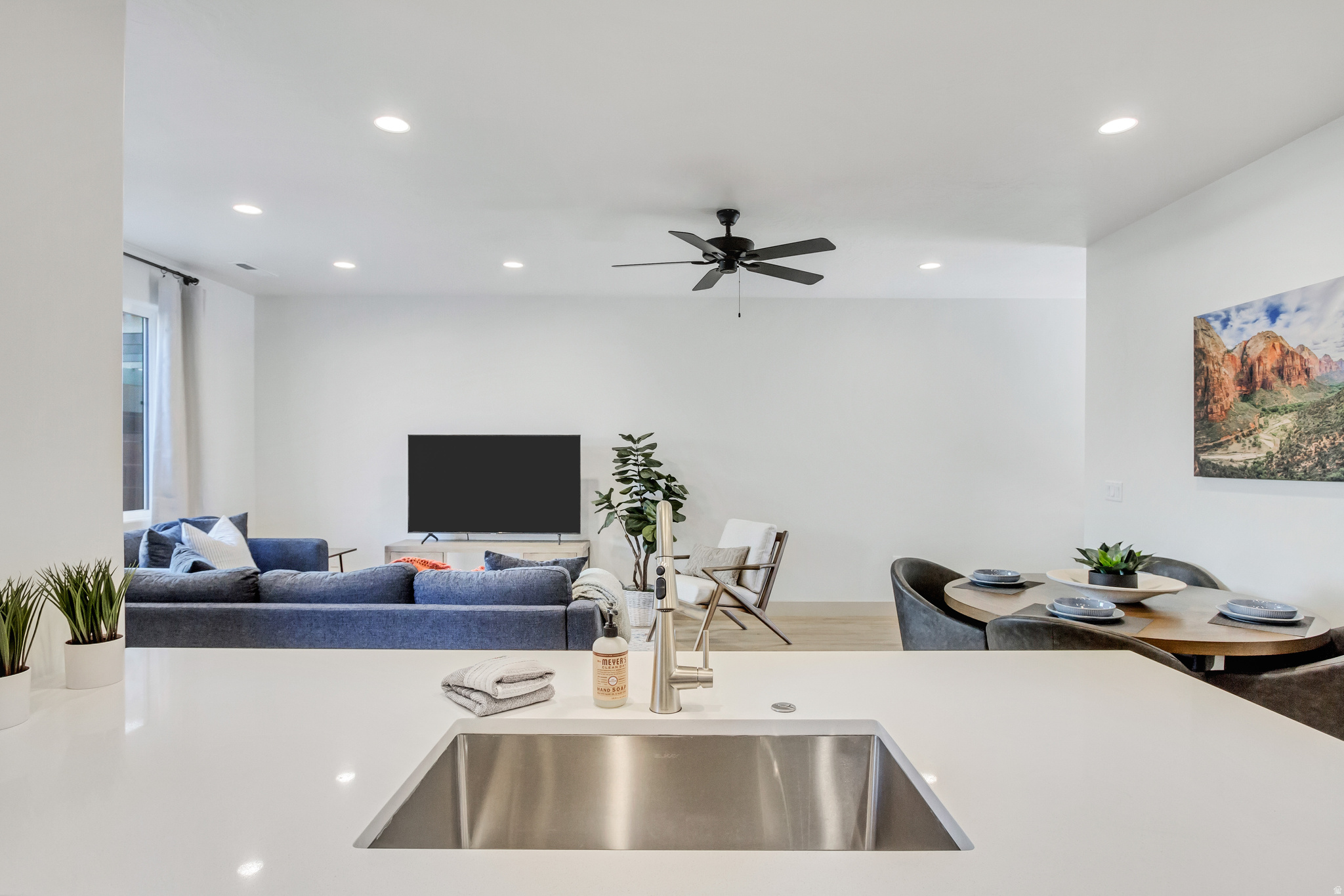 HERITAGE POINTE - Residential