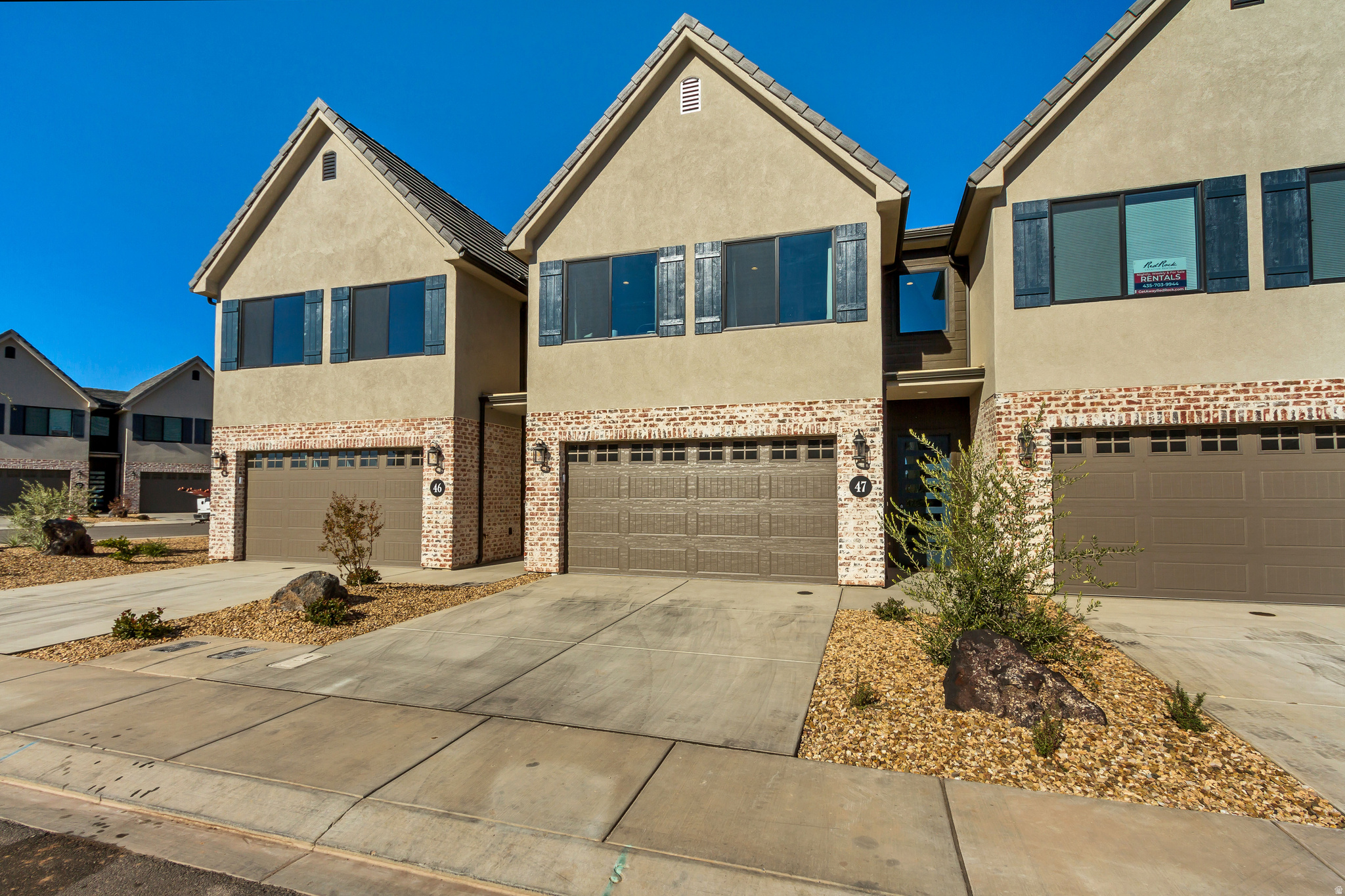 HERITAGE POINTE - Residential