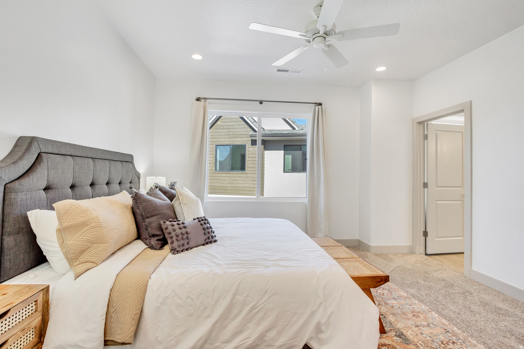 HERITAGE POINTE - Residential