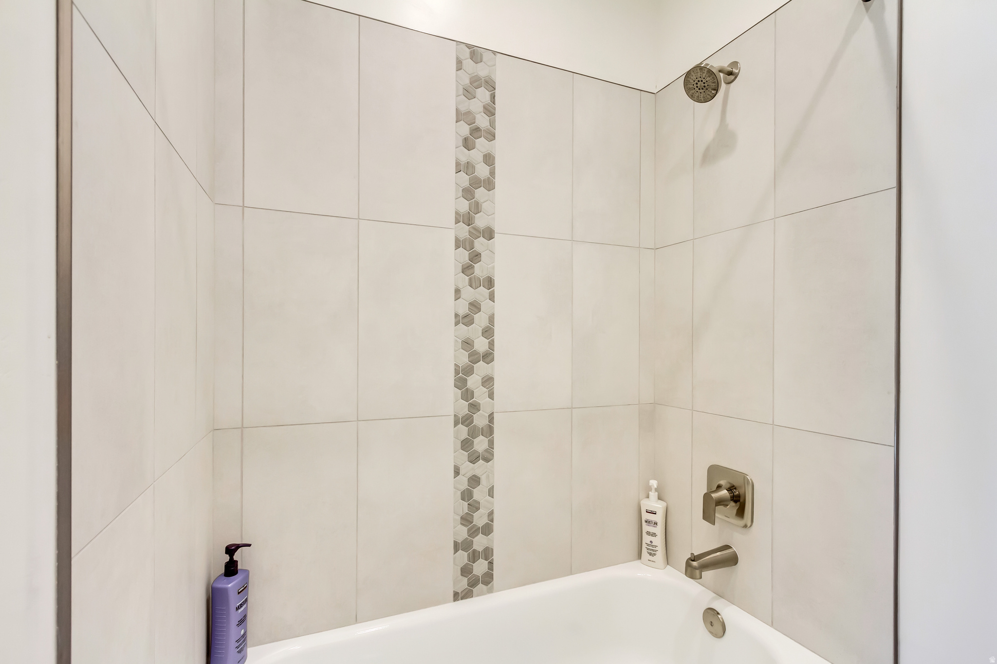 HERITAGE POINTE - Residential