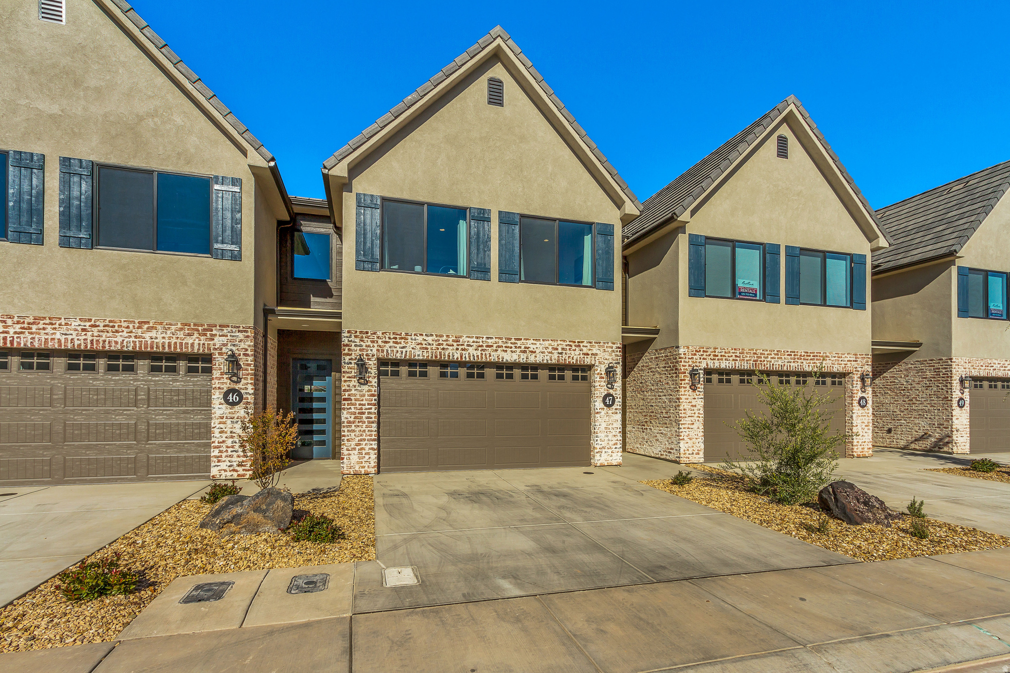 HERITAGE POINTE - Residential