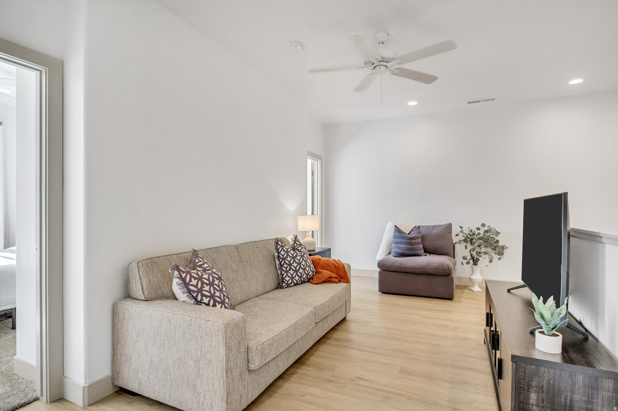 HERITAGE POINTE - Residential