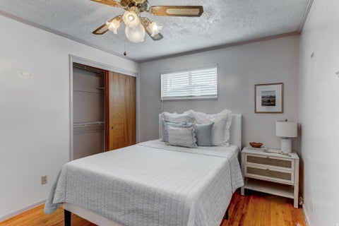 Tiny photo for 306 N 650 E, Kaysville, UT 84037 (MLS # 2173757)
