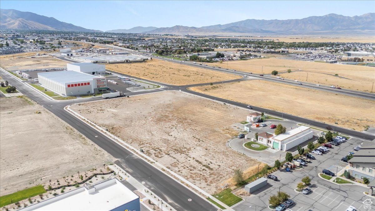 400 E COMMERCIAL SUB - Land
