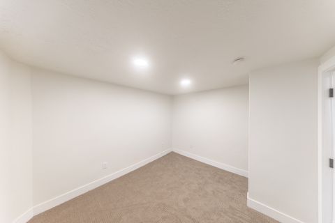Tiny photo for 860 E ELGIN AVE, Salt Lake City, UT 84106 (MLS # 2125463)