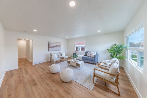 Tiny photo for 860 E ELGIN AVE, Salt Lake City, UT 84106 (MLS # 2125463)
