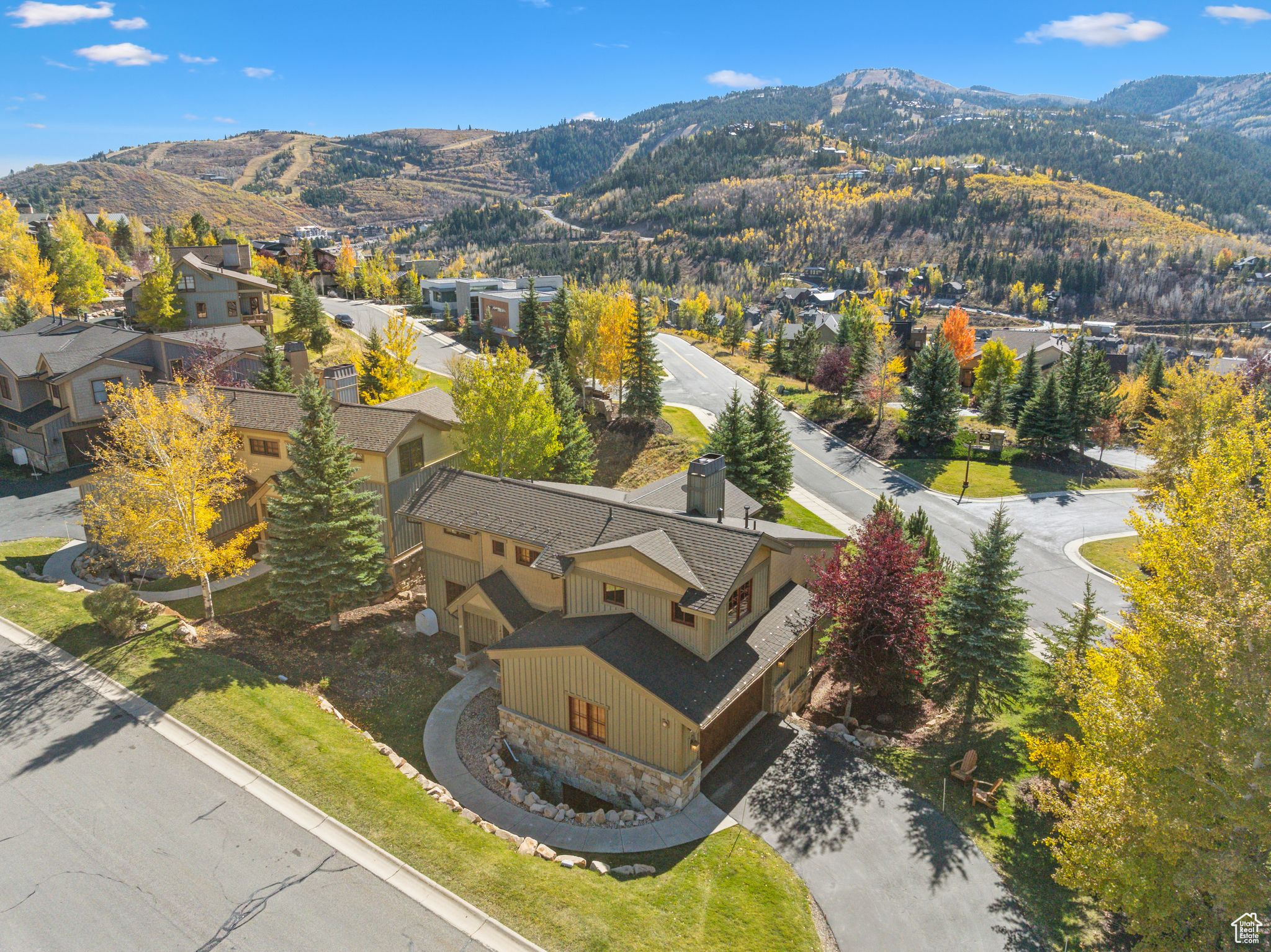 Park City, Utah 84060, United States, 6 Bedrooms Bedrooms, ,5 BathroomsBathrooms,Residential,Pending,36470