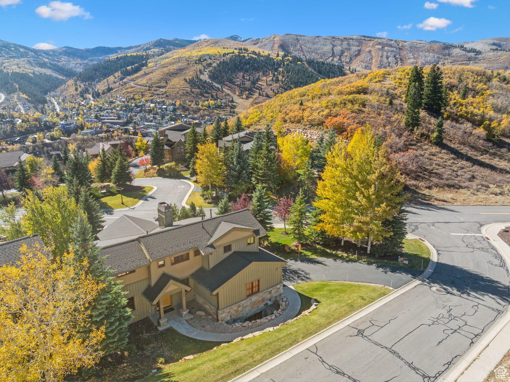 Park City, Utah 84060, United States, 6 Bedrooms Bedrooms, ,5 BathroomsBathrooms,Residential,Pending,36470