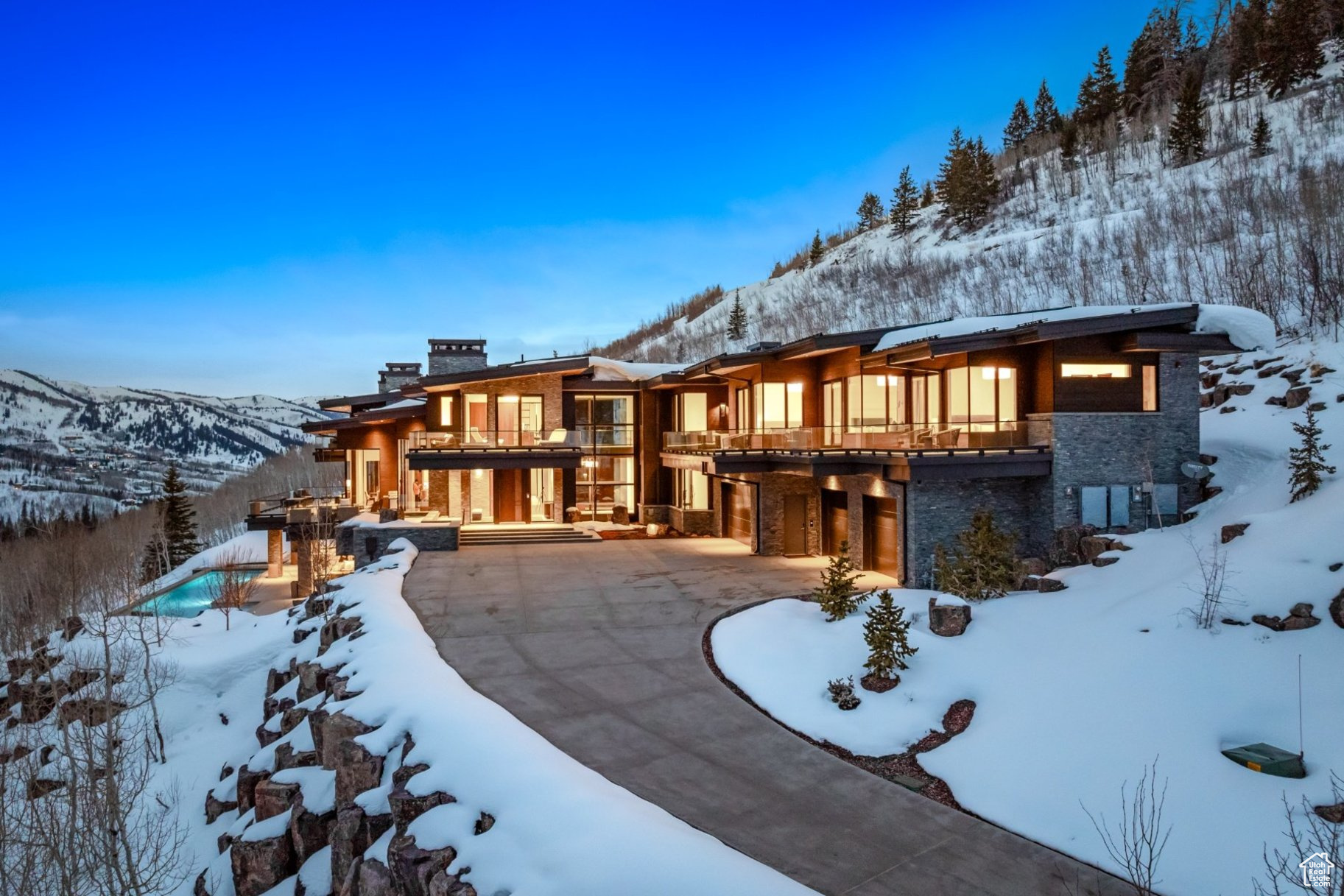 COLONY AT WHITE PINE CANYON - Residential