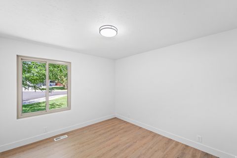 Tiny photo for 1644 E PEBBLE BEACH CIR S, Sandy, UT 84092 (MLS # 2123537)