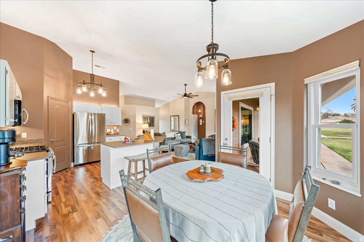 PADRE LAKES TH 1 - Residential