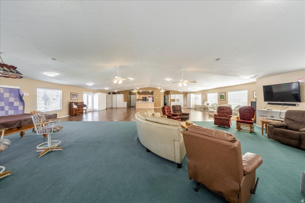 PADRE LAKES TH 1 - Residential