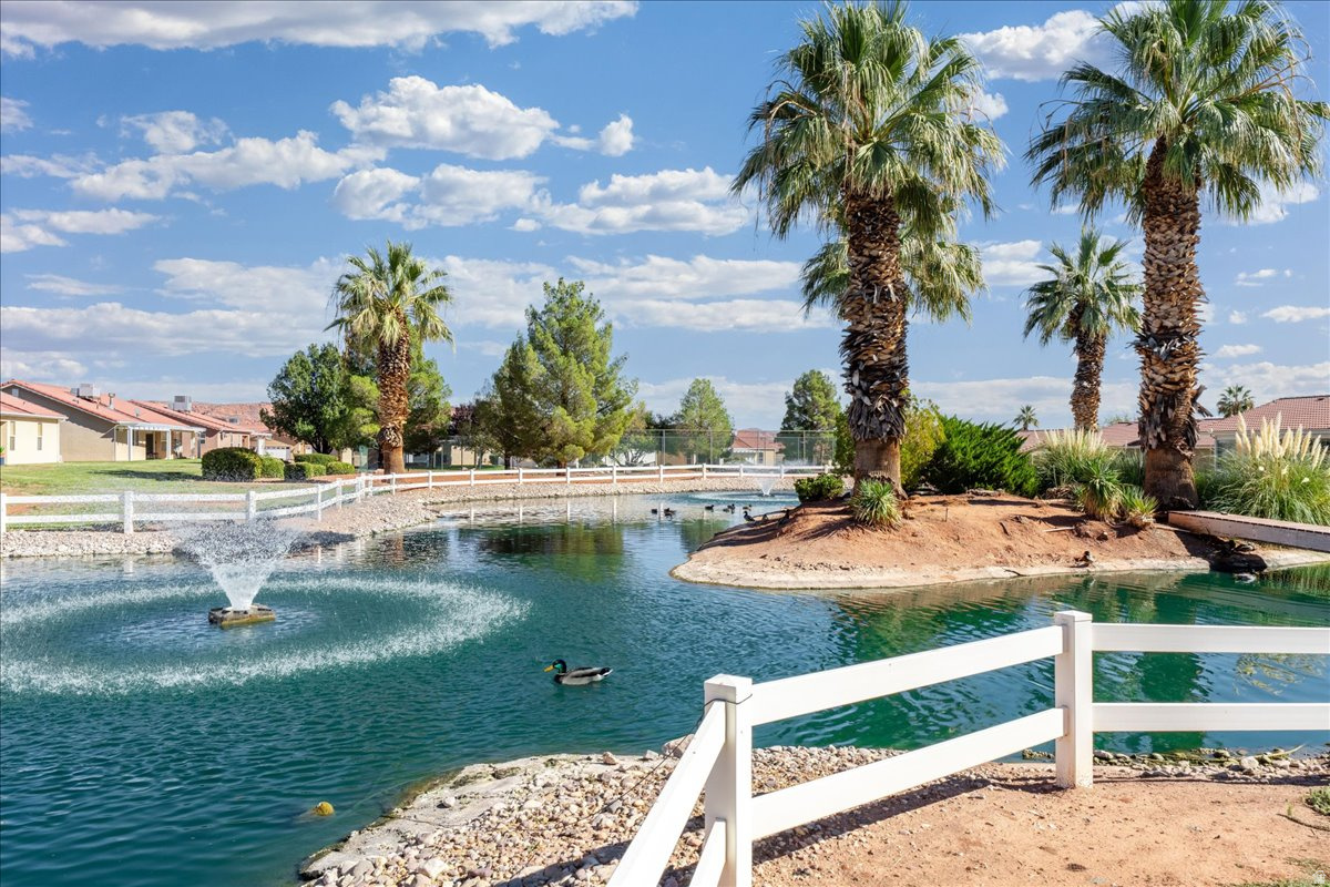 PADRE LAKES TH 1 - Residential