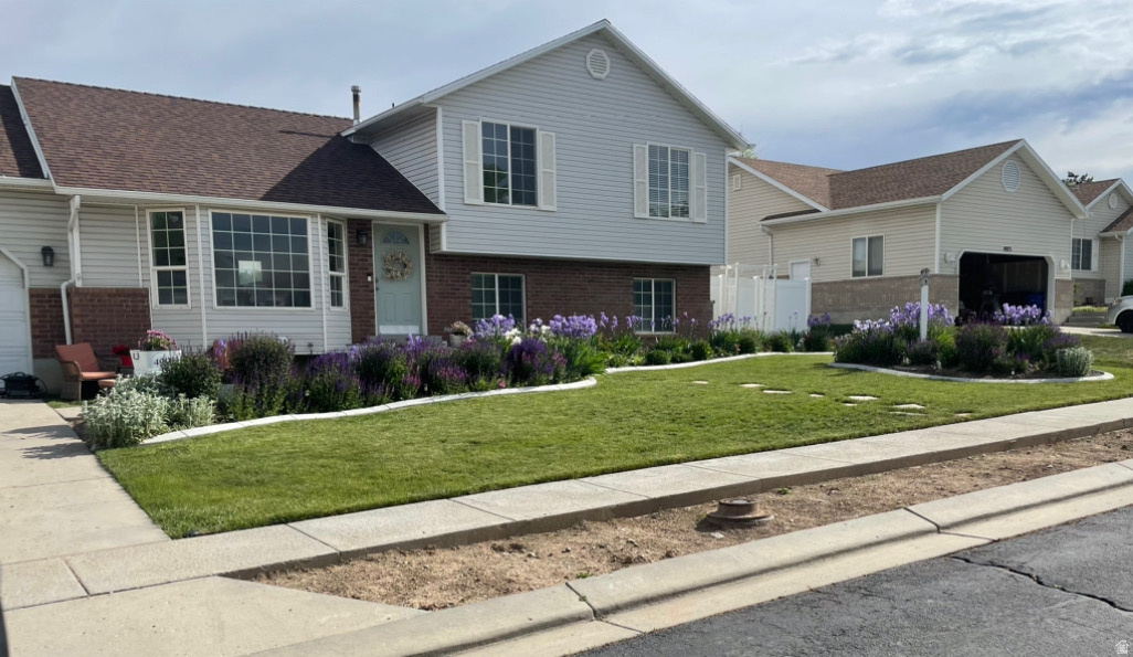 PEBBLEWOOD #3 - Residential