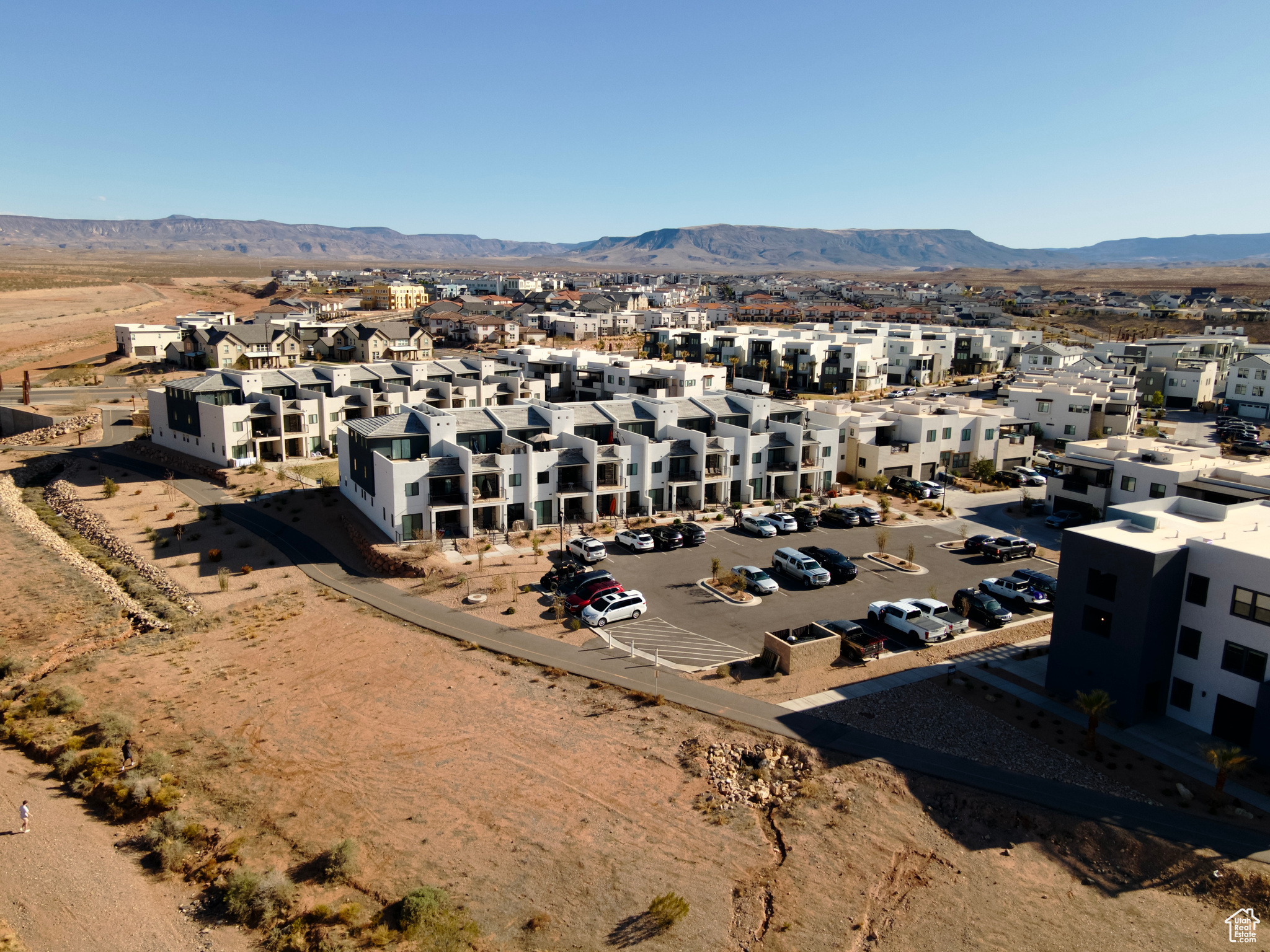 DESERT COLOR SKYLINE CONDOMINIUM PLAT 2 - Residential