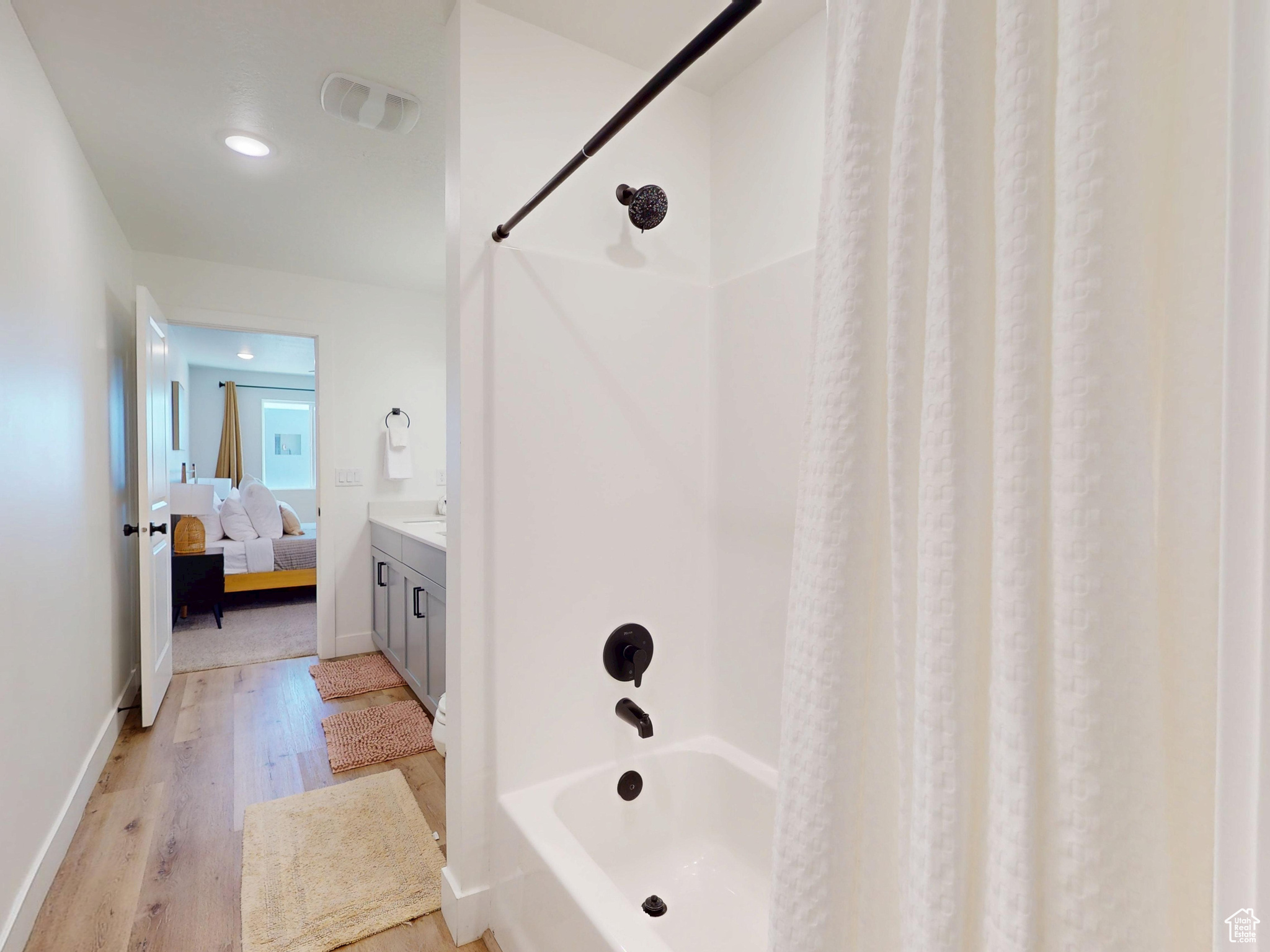 DESERT COLOR SKYLINE CONDOMINIUM PLAT 2 - Residential