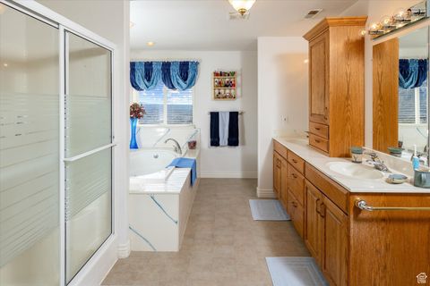 Tiny photo for 189 W 4050 N, Pleasant View, UT 84414 (MLS # 2101697)