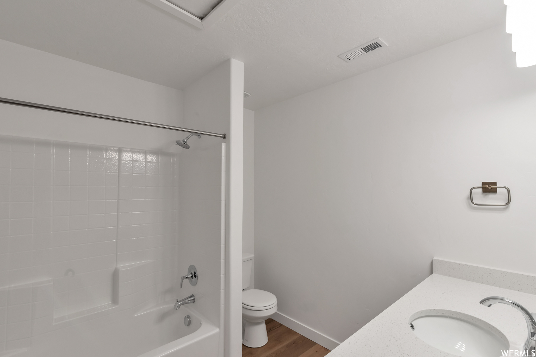 RIVERSIDE ESTATES - Residential