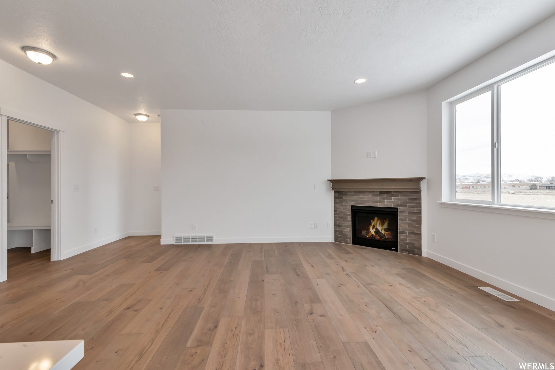 RIVERSIDE ESTATES - Residential