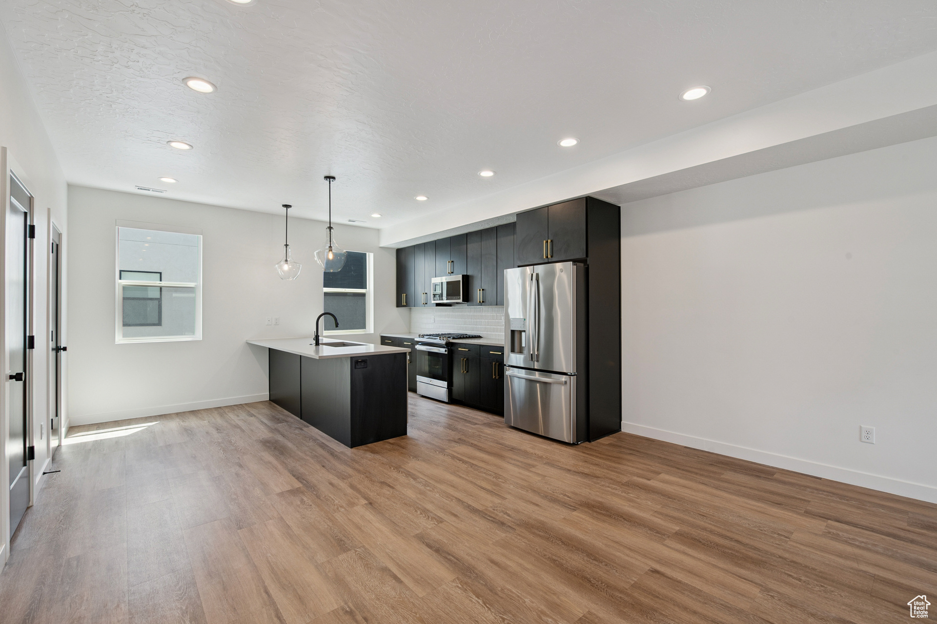 THE HIVE - Residential
