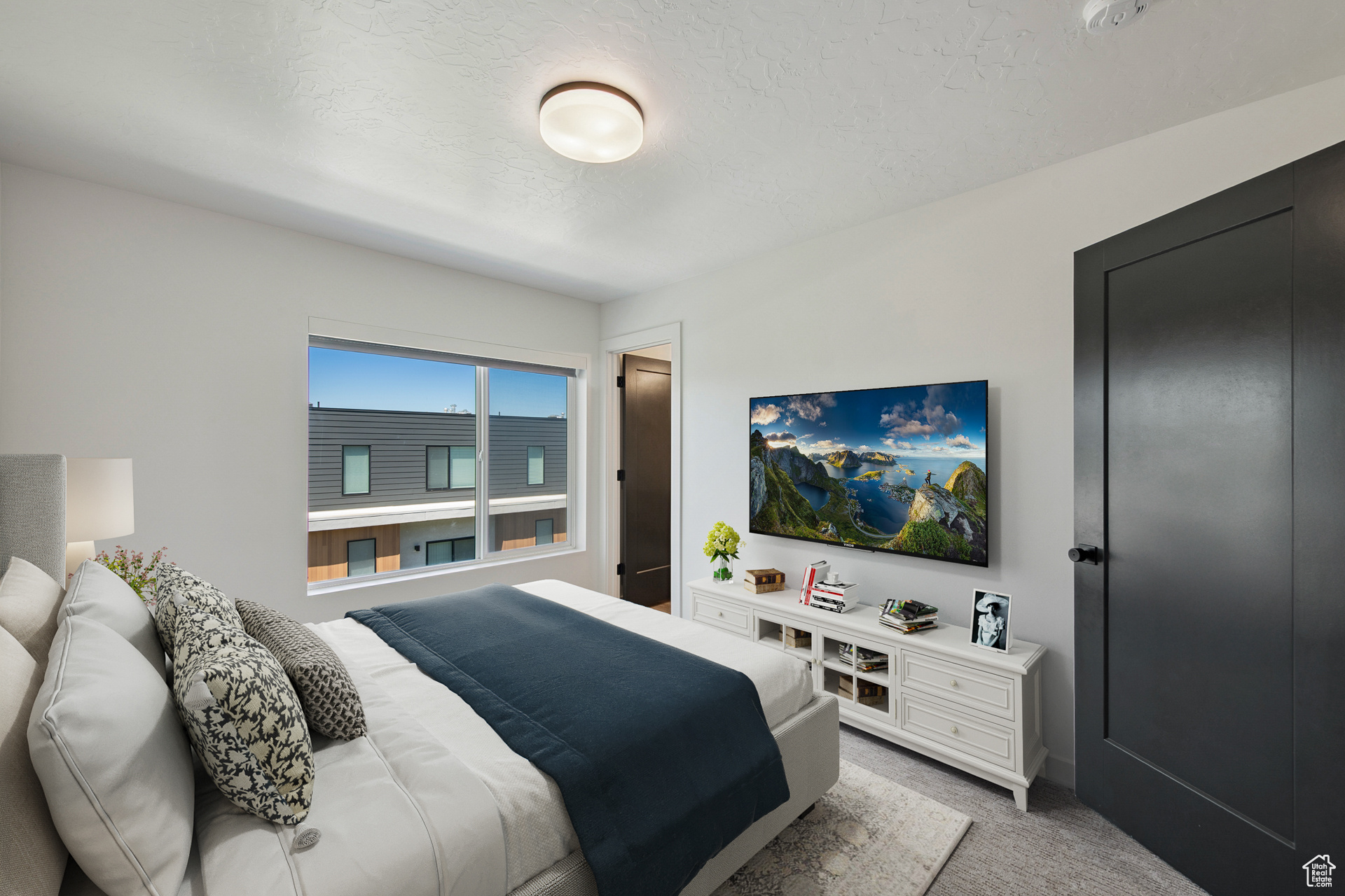 THE HIVE - Residential