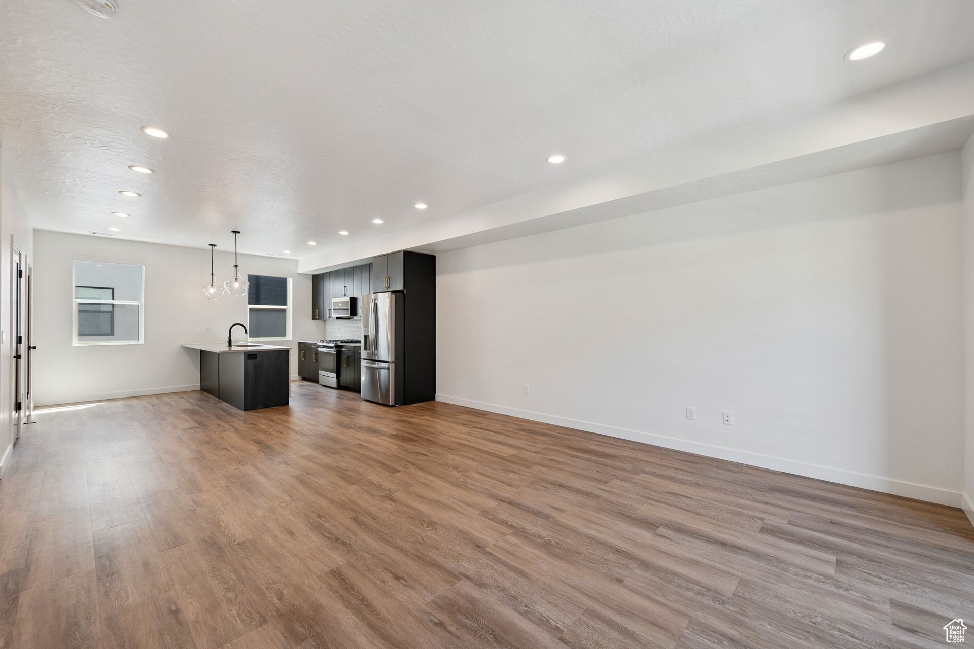 THE HIVE - Residential