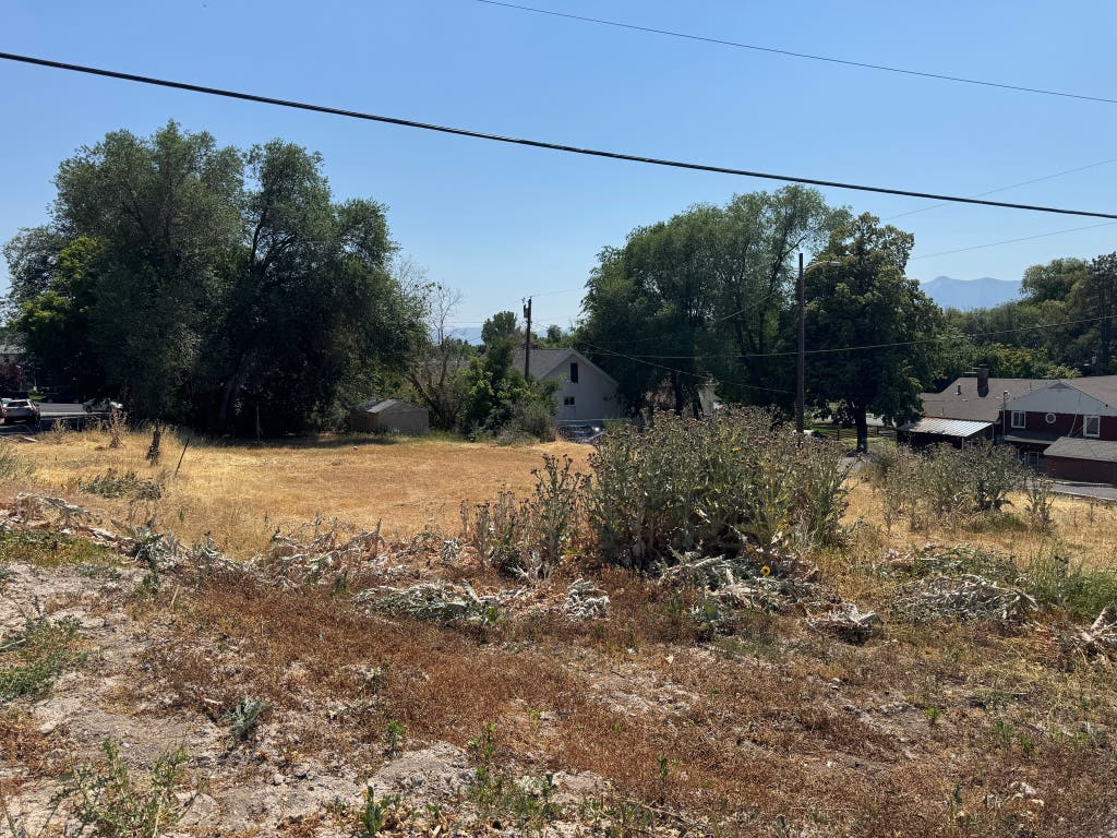 Photo of 631 E 600 N, Logan, UT 84321 (MLS # 2174412)