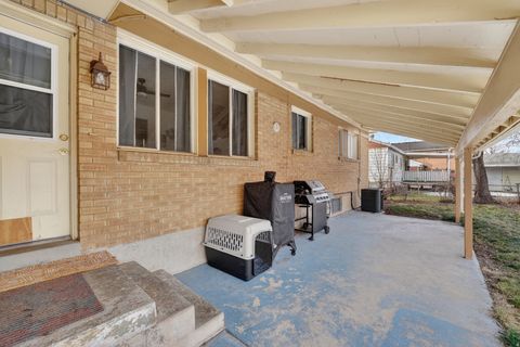 Tiny photo for 422 W 4800 S, Washington Terrace, UT 84405 (MLS # 2129593)