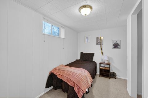 Tiny photo for 422 W 4800 S, Washington Terrace, UT 84405 (MLS # 2129593)