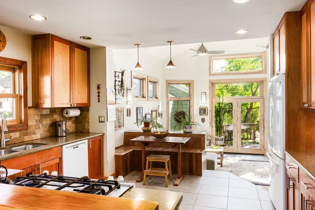 Photo of 962 E LOWELL AVE S, Salt Lake City, UT 84102 (MLS # 2138595)