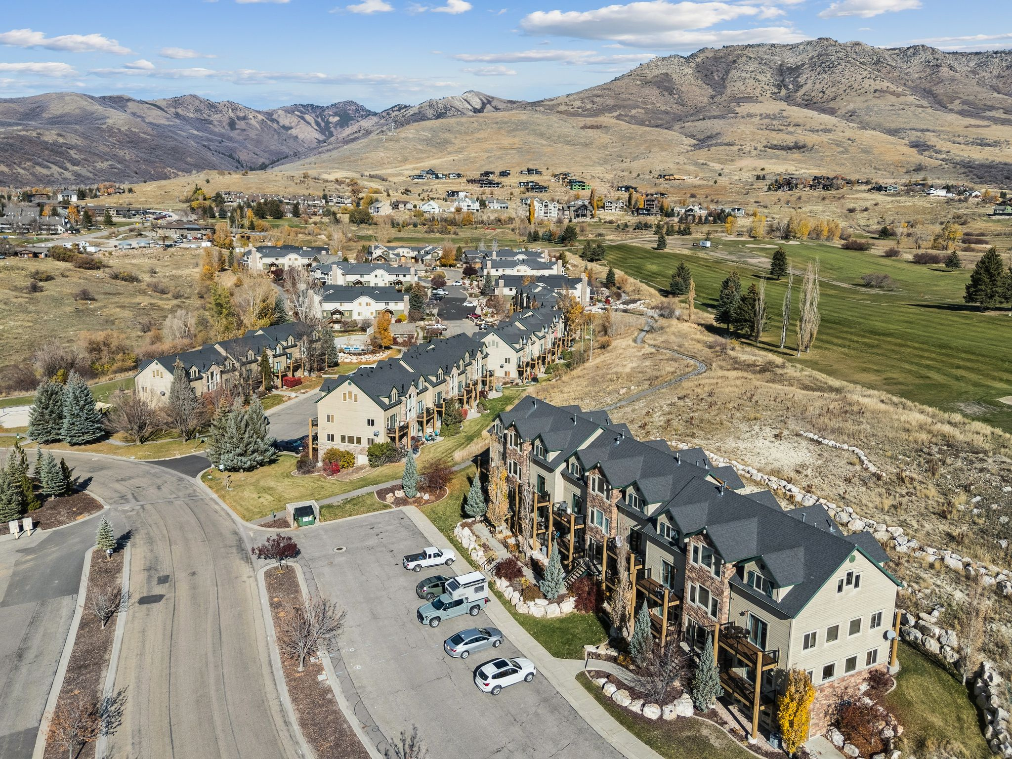 MOOSE HOLLOW - Residential