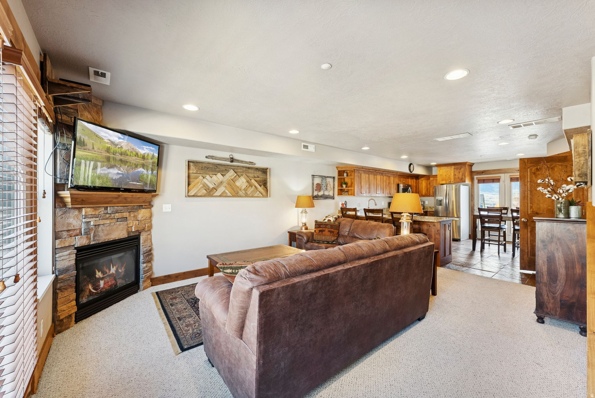 MOOSE HOLLOW - Residential