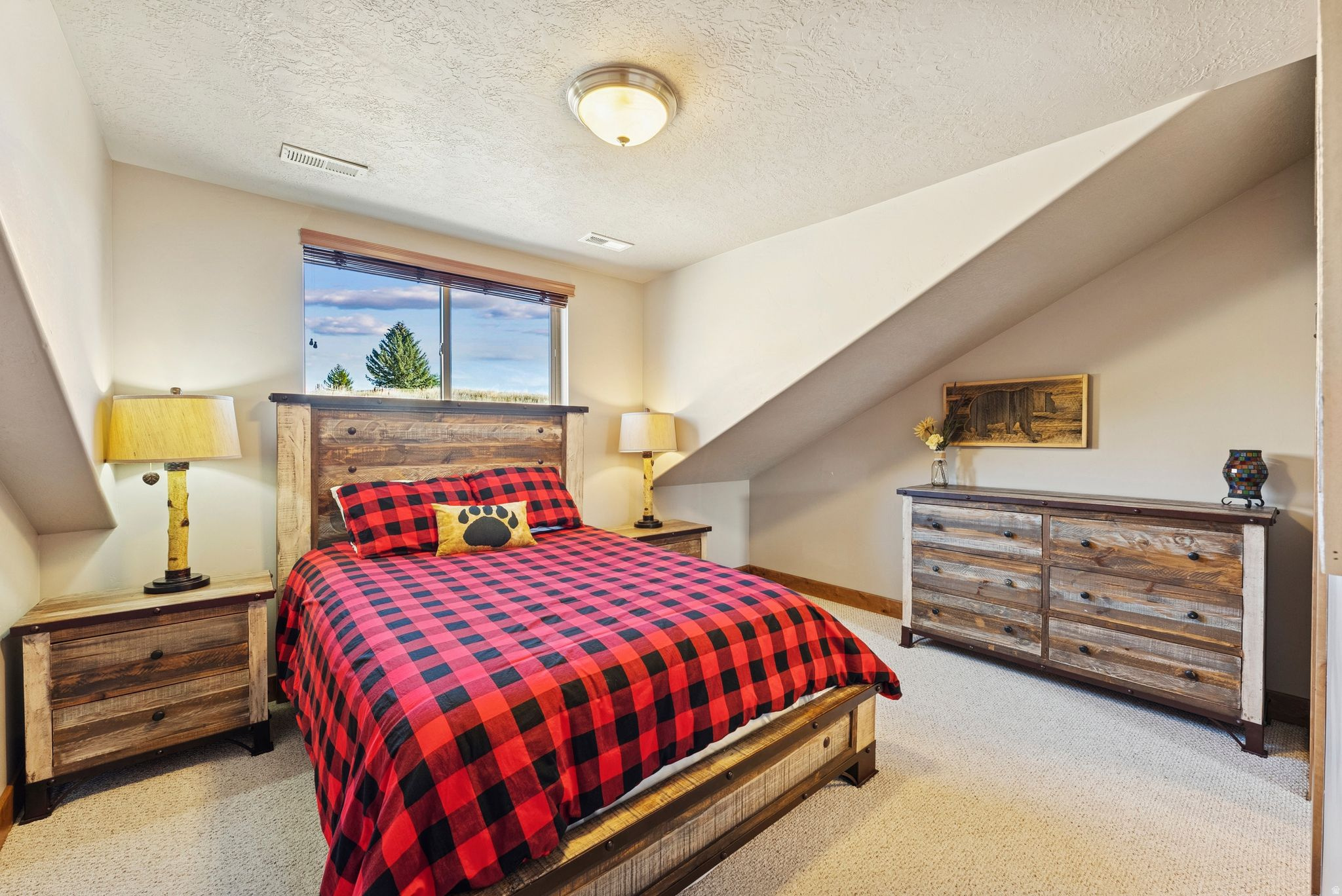 MOOSE HOLLOW - Residential