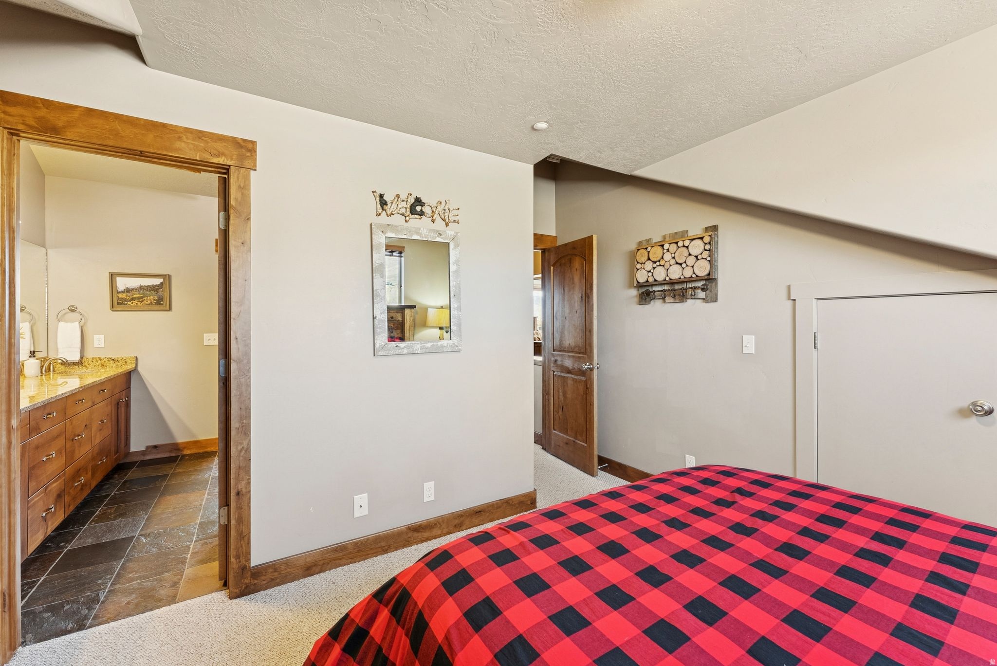 MOOSE HOLLOW - Residential