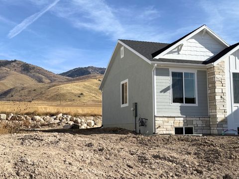 Tiny photo for 372 S 1150 E #607, Smithfield, UT 84335 (MLS # 2126463)