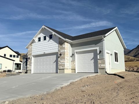 Tiny photo for 372 S 1150 E #607, Smithfield, UT 84335 (MLS # 2126463)