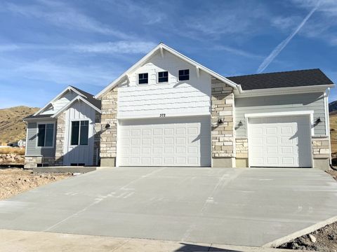 Photo of 372 S 1150 E #607, Smithfield, UT 84335 (MLS # 2126463)