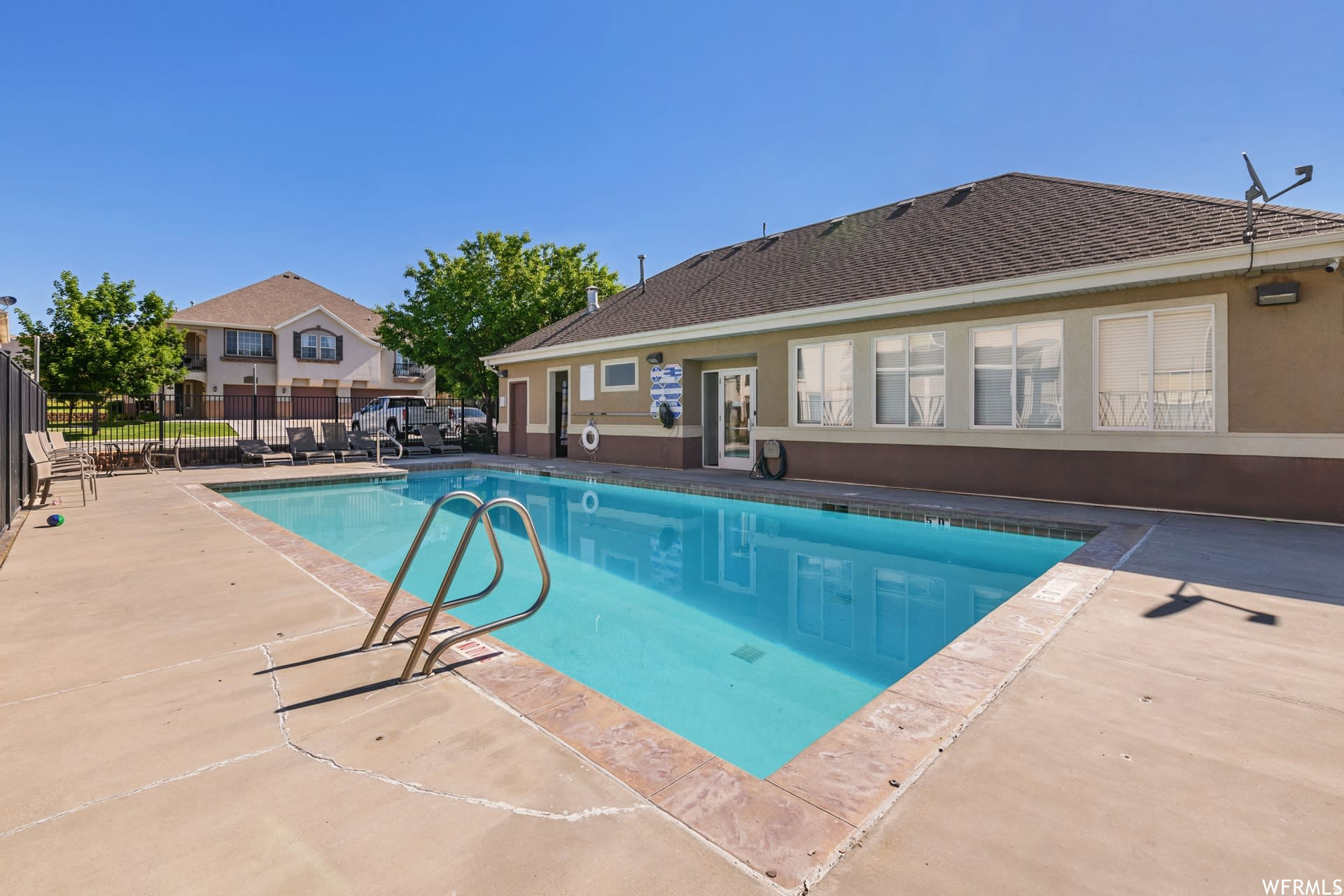 PROMENADE AT PHEASANT POINTE CONDO - Residential