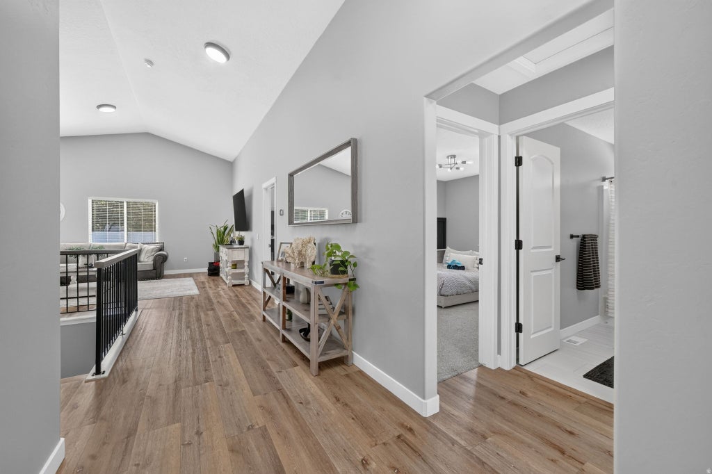 Photo of 63 W ADAMS CV, Saratoga Springs, UT 84045 (MLS # 2179069)