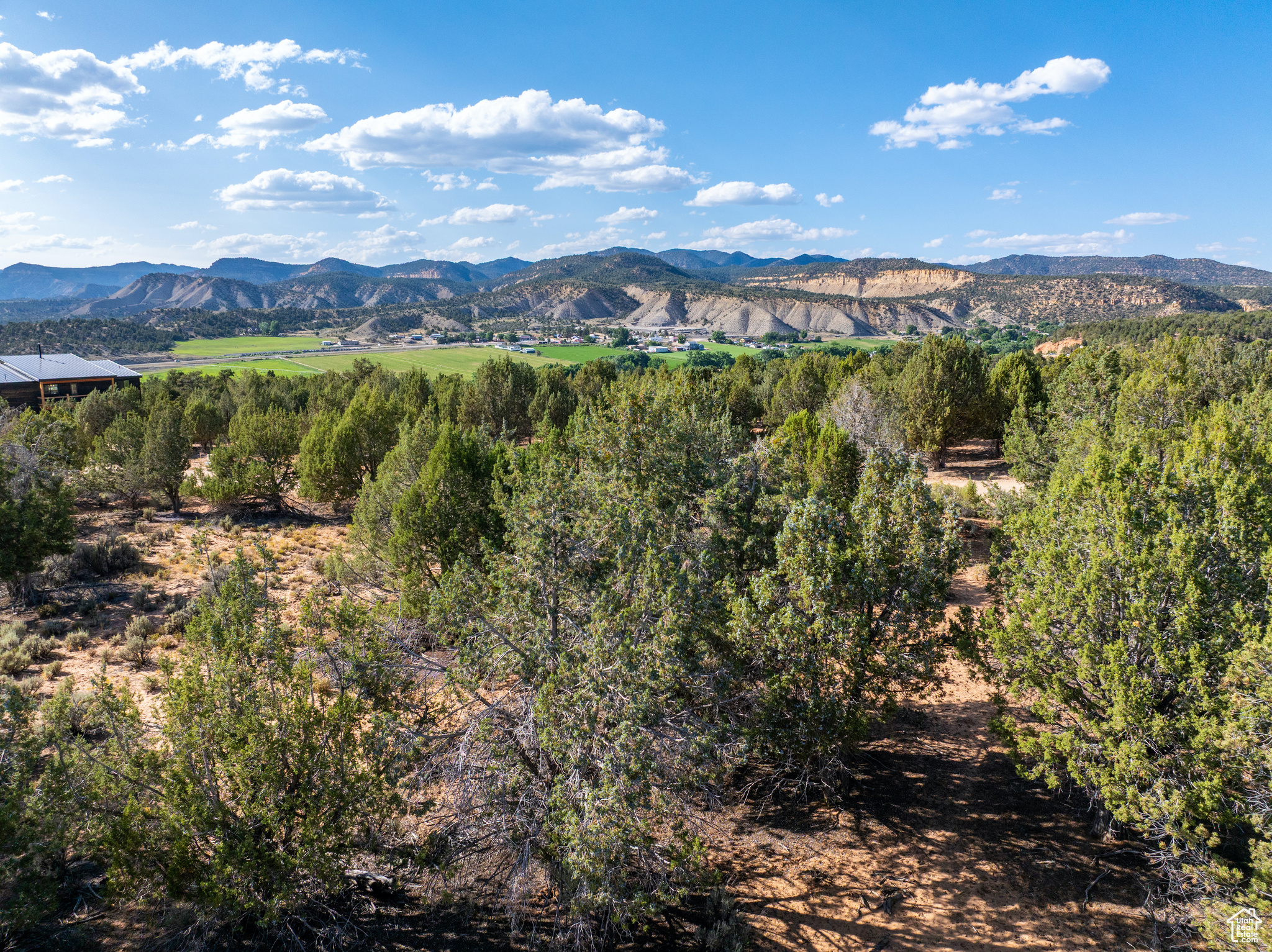 QUARTER CIRCLE H RANCH - Land